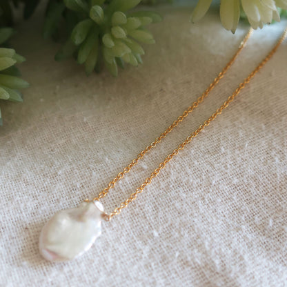 Solo Baroque Pearl Necklace